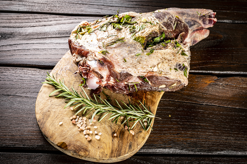 Castrato di agnello al forno - Cosa mangiare all'osteria della carne  Dove mangiare a Sant'Angelo di Brolo