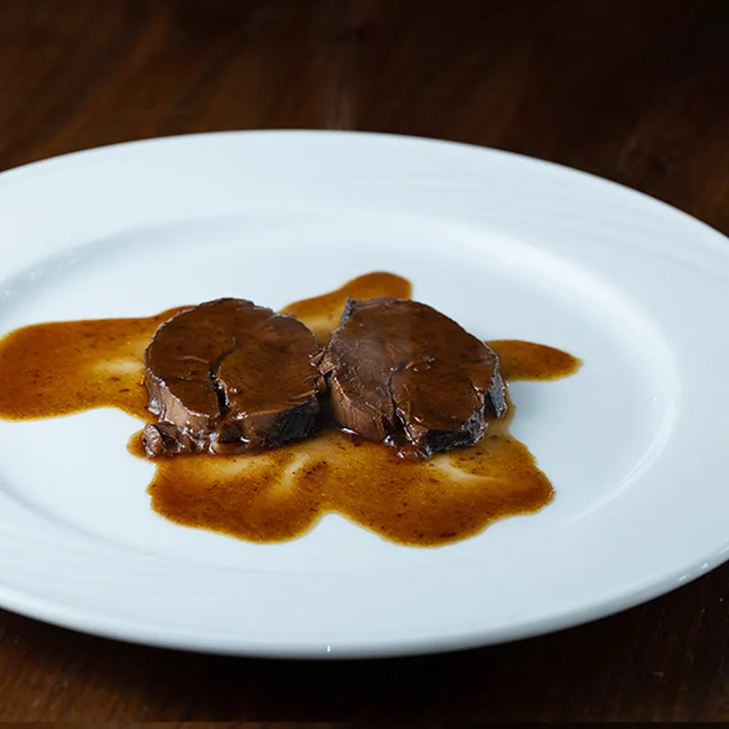 Brasato di vitello al Nero d'Avola — Unni Don Nino - Osteria Bar, Sant'Angelo di Brolo (foto 1)