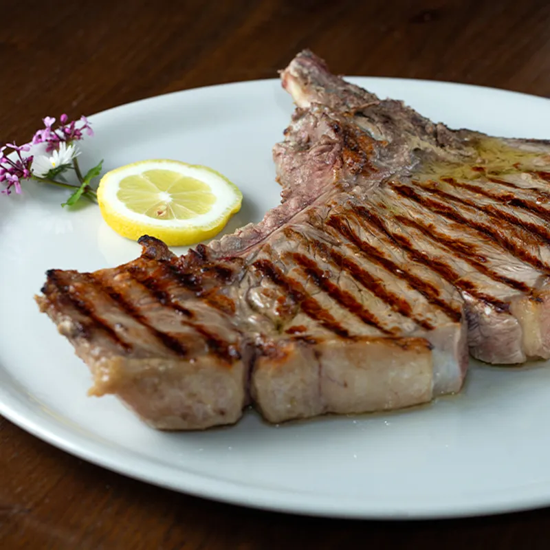 Costata di vitello ai ferri — Unni Don Nino - Osteria Bar, Sant'Angelo di Brolo (photo 1)