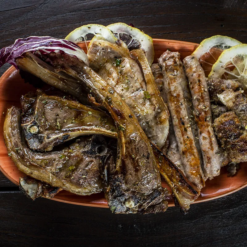 Grigliata di carne — Osteria della carne, Sant'Angelo di Brolo (foto 1)