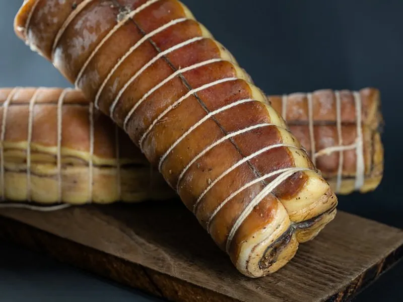 Pancetta arrotolata di suino nero dei Nebrodi