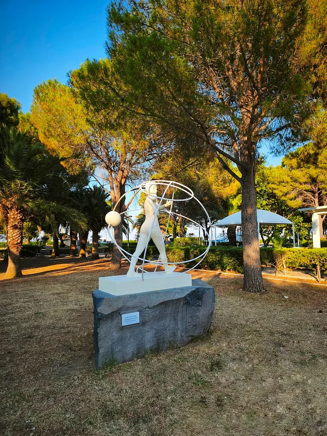 Monumento ad Annarita Sidoti — Gioiosa Marea · Ttattà Go