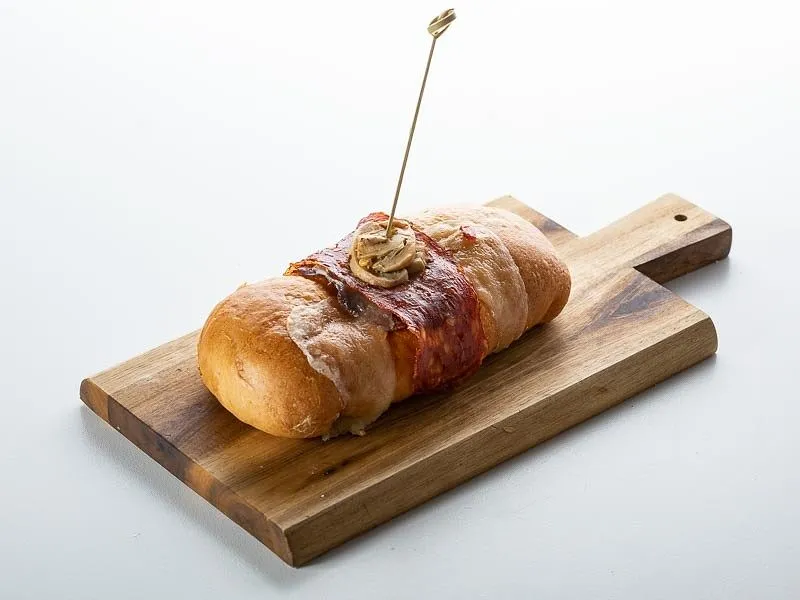 Calzone salame piccante e funghi
