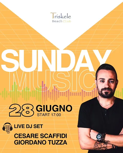 Sunday Music Triskele Beach Club