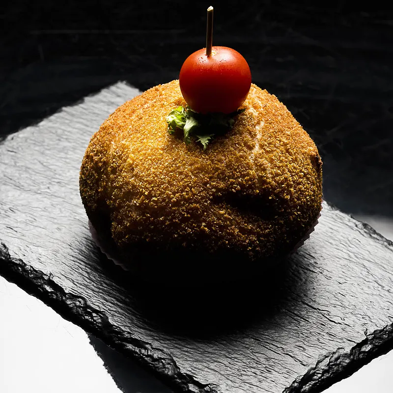 Bomba sandwich messinese — DiVino Lounge Bar, Gioiosa Marea (photo 1)